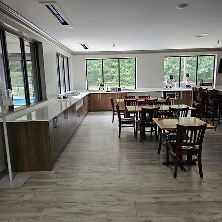 Wyndham Garden Williamsburg Busch Gardens Area Hotel Bagian luar foto