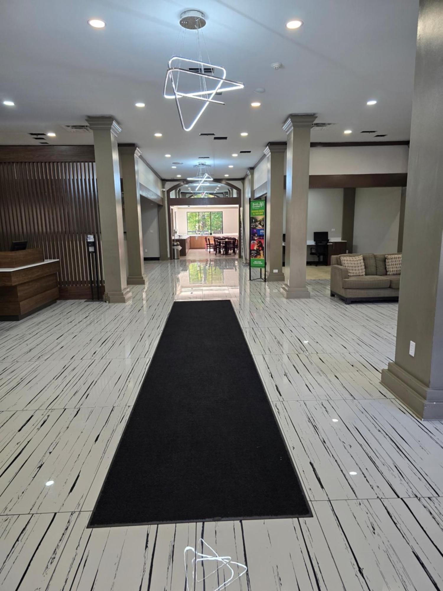 Wyndham Garden Williamsburg Busch Gardens Area Hotel Bagian luar foto