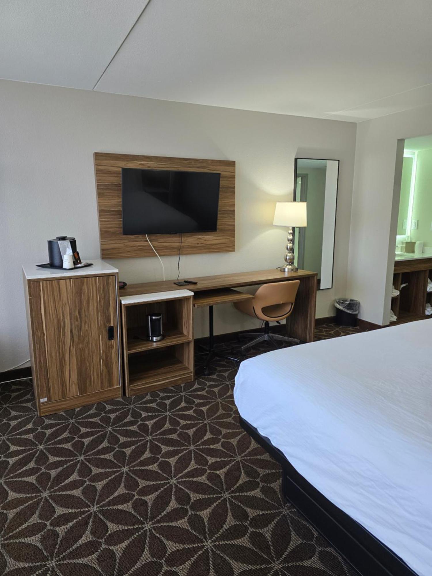 Wyndham Garden Williamsburg Busch Gardens Area Hotel Bagian luar foto