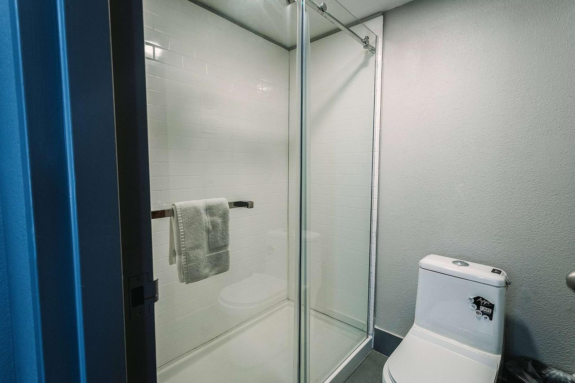 Wyndham Garden Williamsburg Busch Gardens Area Hotel Bagian luar foto