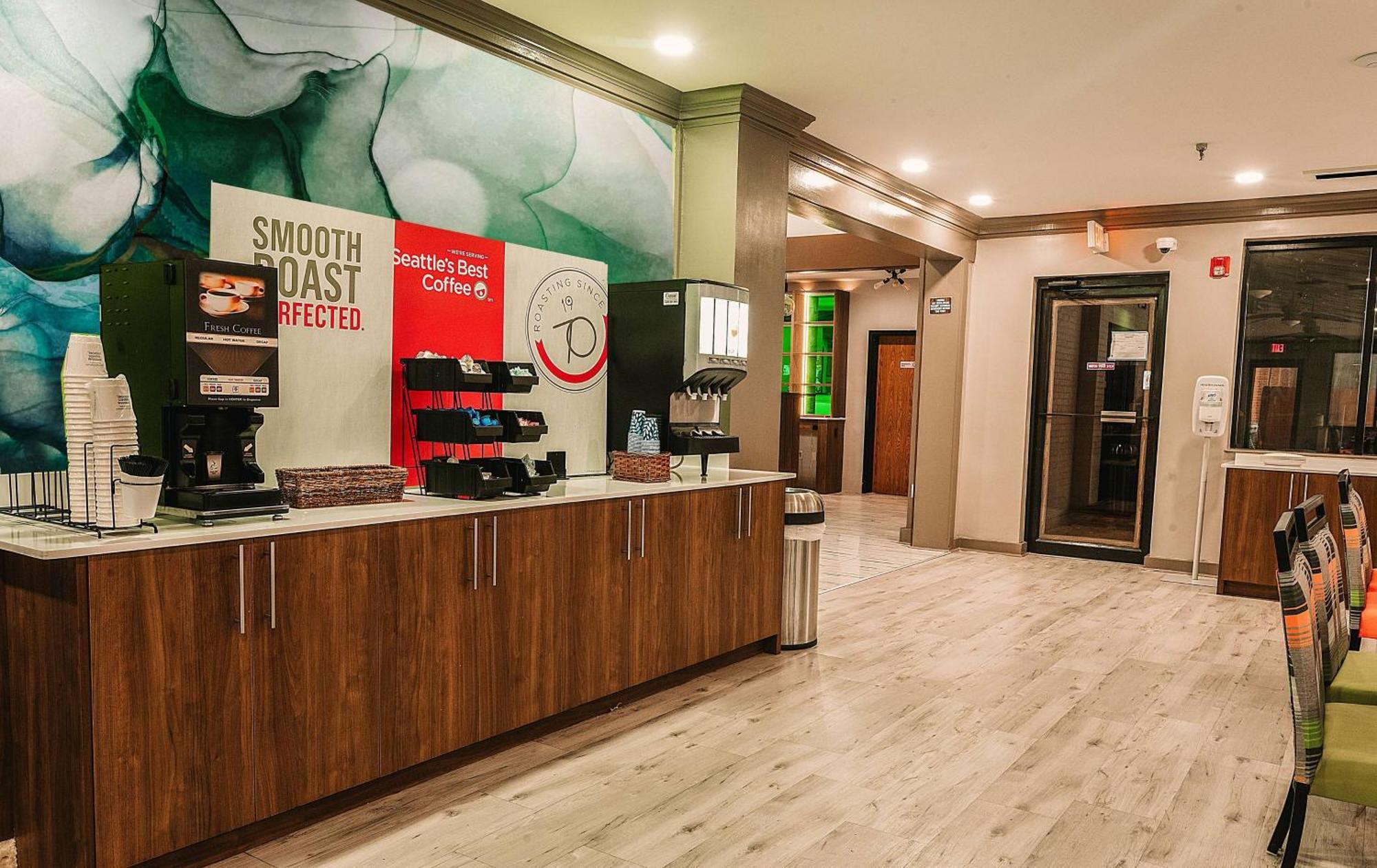 Wyndham Garden Williamsburg Busch Gardens Area Hotel Bagian luar foto