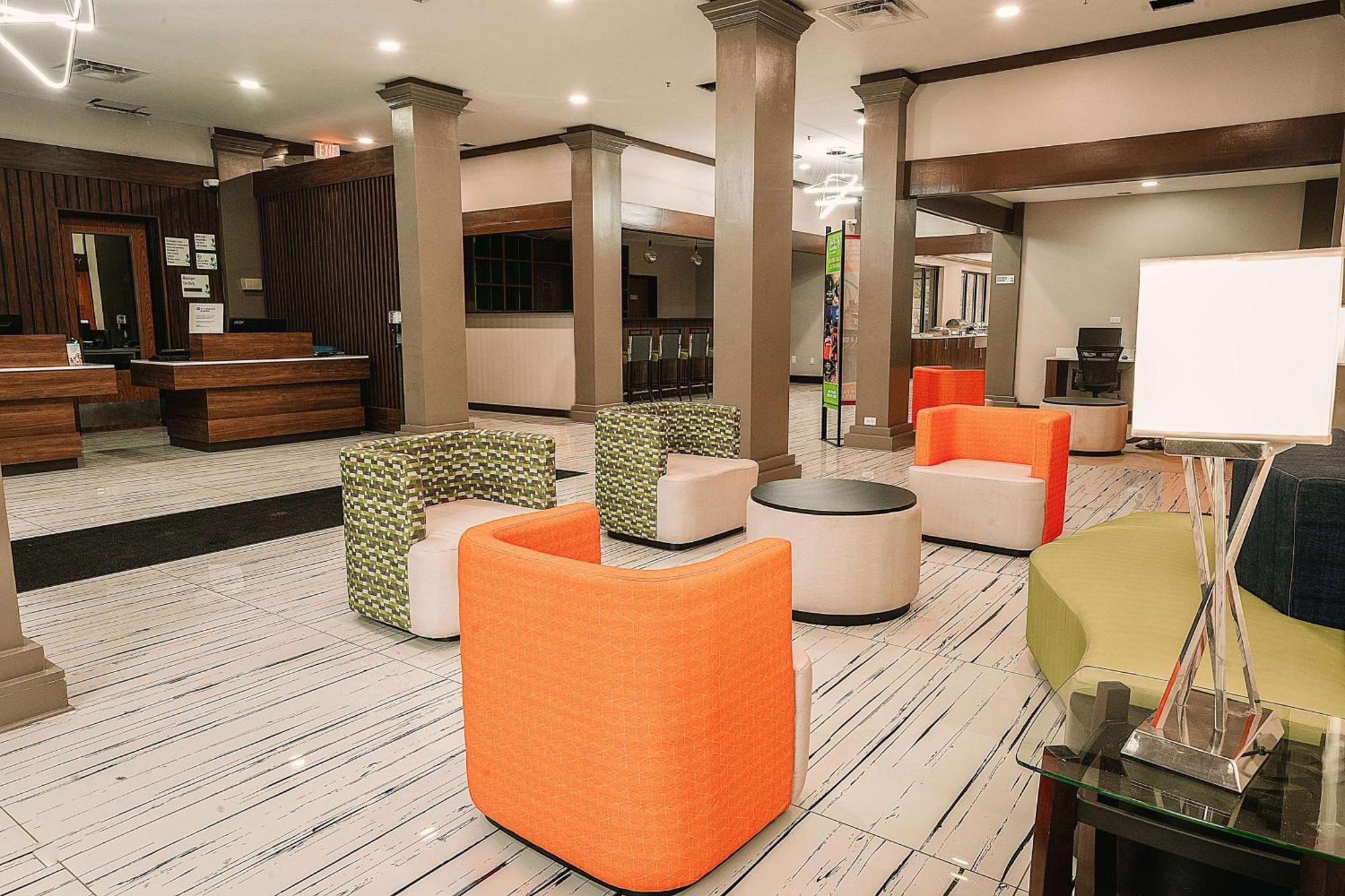 Wyndham Garden Williamsburg Busch Gardens Area Hotel Bagian luar foto