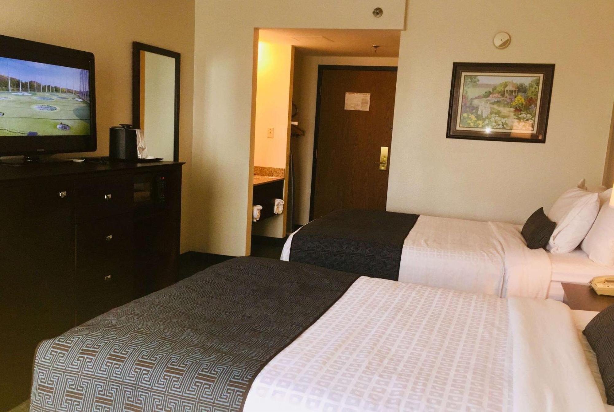 Wyndham Garden Williamsburg Busch Gardens Area Hotel Bagian luar foto
